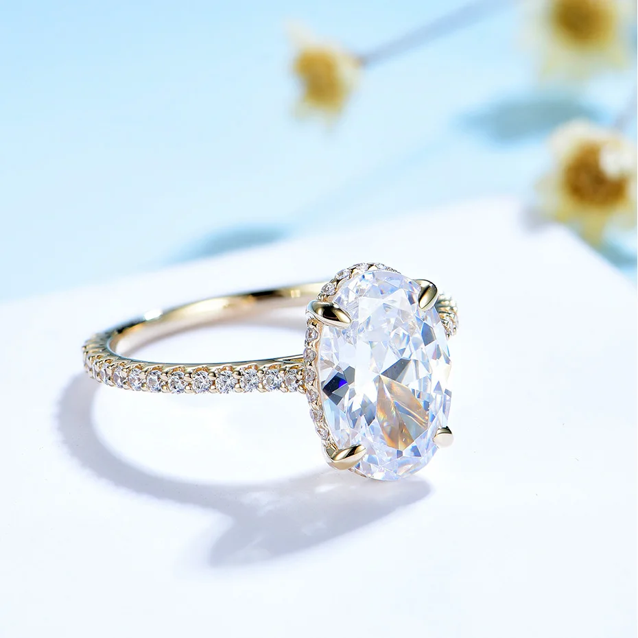 Kuololit Oval Shaped Ring for Women