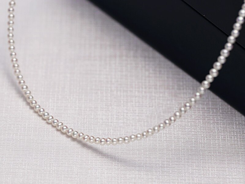 Stylish Natural Pearls Necklace for Women