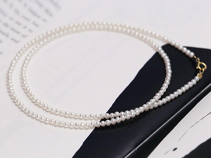 Stylish Natural Pearls Necklace for Women