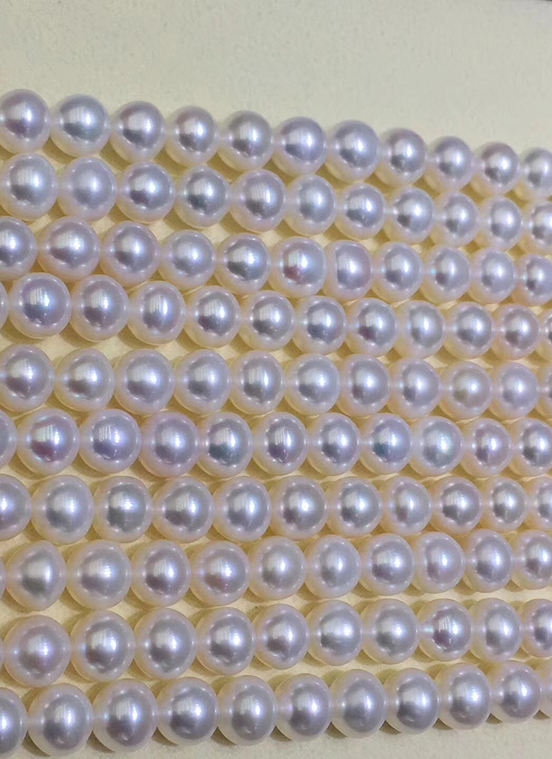 Women's Colorful Pearls Choker