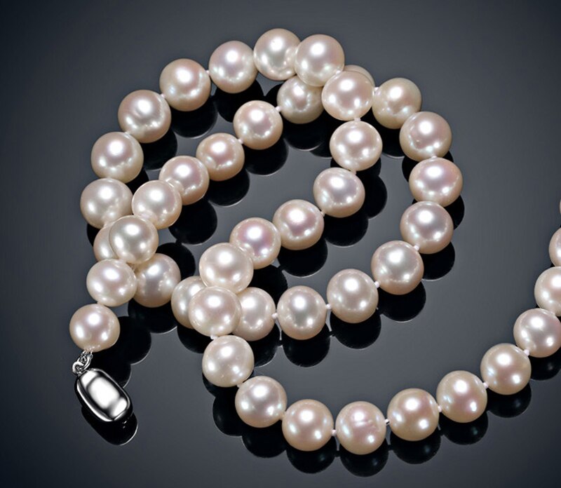 Round Freshwater Pearls Choker for Women