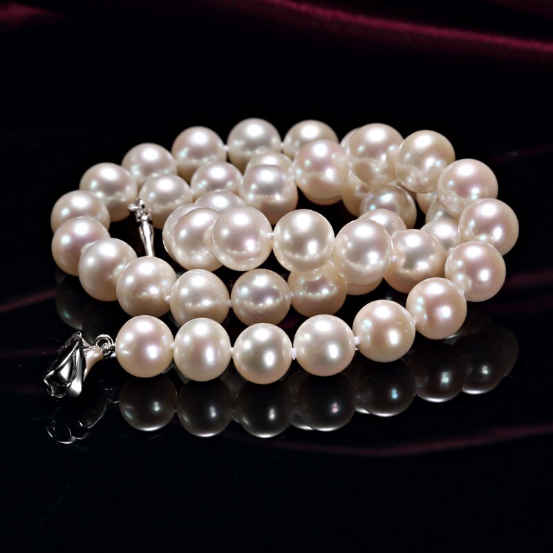 Round Freshwater Pearls Choker for Women