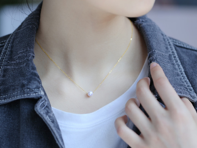 Stylish Pearls Choker for Women