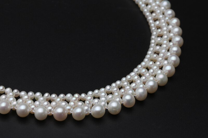 Elegant Multi Layred Women's Necklace