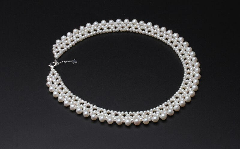 Elegant Multi Layred Women's Necklace