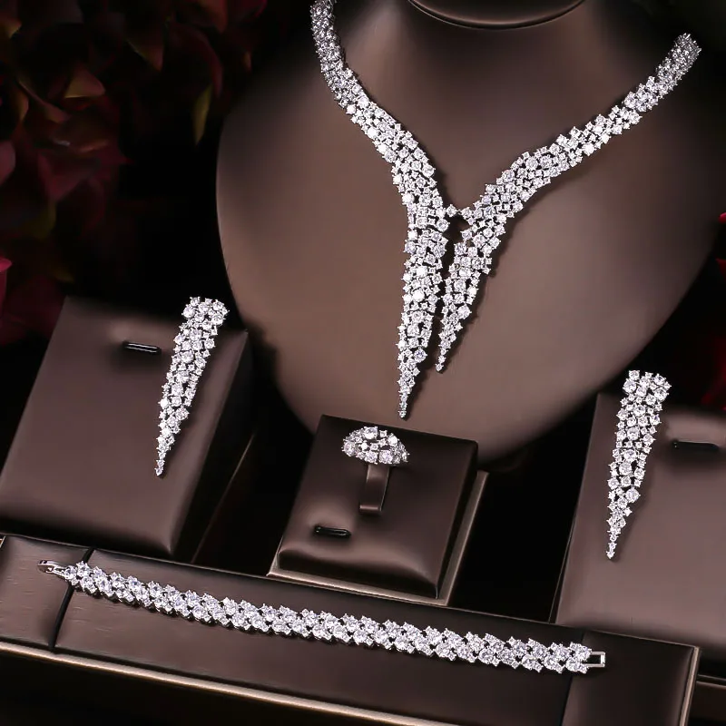 Luxury Sparkling Jewellery Set Luxury Sparkling Jewellery Set